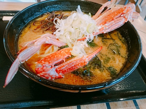 富山氷見番屋街で食事旅!おすすめの寿司・海鮮・お土産・温泉を網羅!