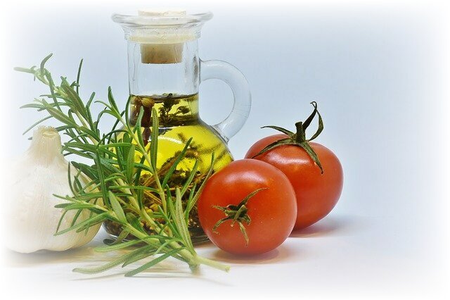 圧搾一番搾り国産こめ油「築野食品」おすすめ新商品はコレ！販売はいつから？値段や調理法もチェック！