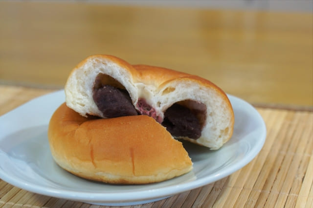 ｢井村屋謹製 あんぱん｣発売日は?内容量と賞味期限!どこで買える?食べ方とカロリー!口コミも調査!!