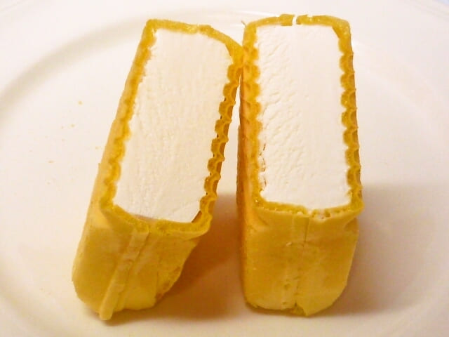 ｢モナ王レアチーズケーキ｣モナ王×キリ初コラボ!発売日はいつ?値段と口コミも調査!｢モナ王バニラ｣と｢モナ王宇治抹茶｣も冬限定リフレッシュ!!